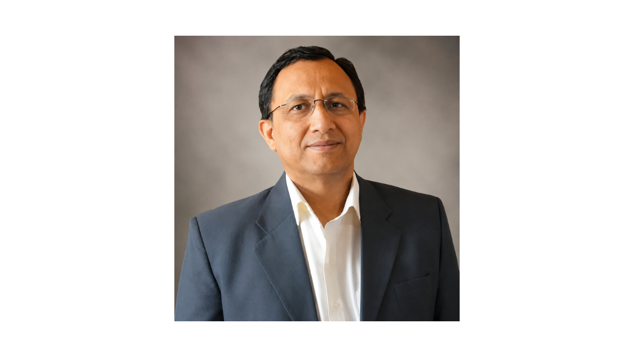 Dr. Deepak Halan: Shaping Future Marketers Through Industry Expertise and Academic Excellence